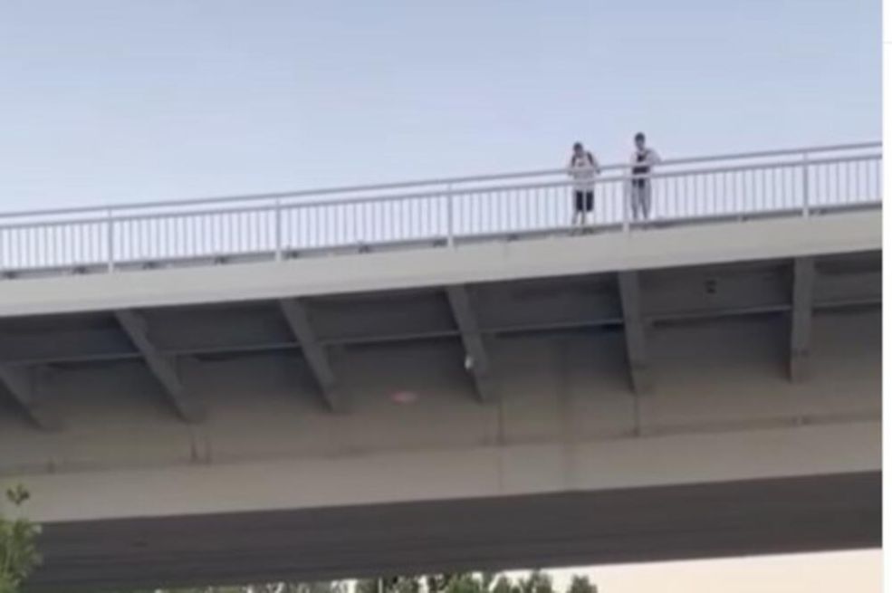 Taksista spasio djevojku koja je htjela da skoči sa mosta, EVO ŠTA JE URADIO!