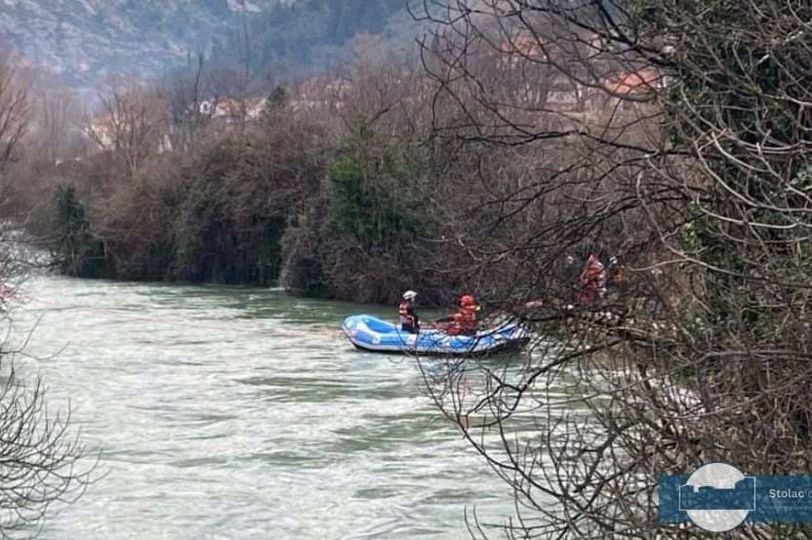 Nastavlja se potraga za nestalim mladićem: Veliki tim pretražuje rijeku Bregavu