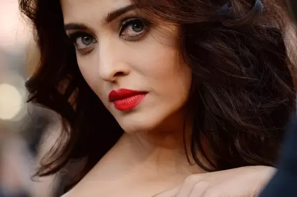 NAJPRIVLAČNIJE ŽENE RAĐAJU SE U OVOM ZNAKU: Odišu neodoljivom ljepotom i šarmom