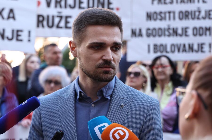 Sin Amre Kahrimanović: Draga mama, nadam se da si na nekom boljem mjestu i da si ponosna na mene…