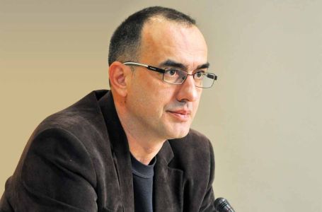 DINKO GRUHONJIĆ O REAKCIJAMA REŽIMA NA SMRT ALEKSEJA NAVALNOG: "Srbija nastavlja da glavinja..."