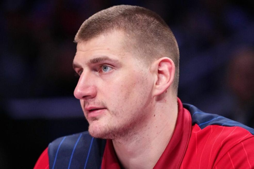 JOKIĆ NA TEREN IZAŠAO U POSEBNOJ MAJICI:  Jedan DETALJ na leđima raspametio navijače