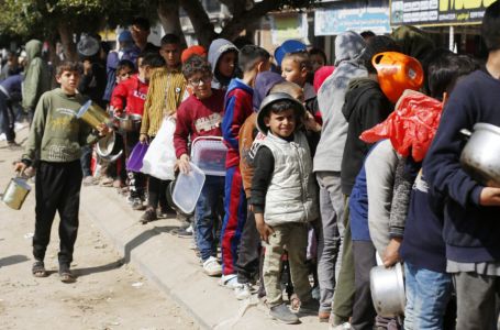 Kolumbija obustavlja kupovinu oružja od Izraela nakon napada na Palestince koji su čekali hranu