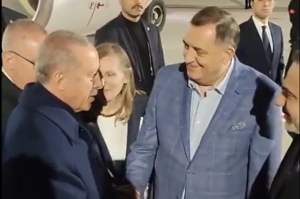 Erdogan i Dodik se slučajno sreli na aerodromu: Pogledajte reakciju turskog predsjednika (VIDEO)