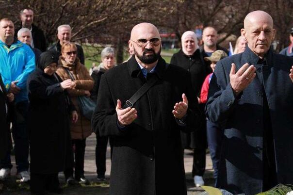 Isak: Nismo posustali u ratu, nećemo ni danas u miru