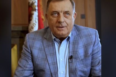 Dodik iz Pariza: Širi se priča kako je Balkan sljedeće žarište sukoba