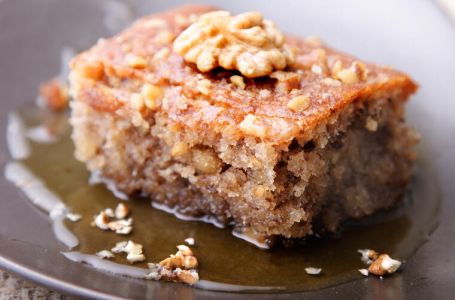 LAŽNA BAKLAVA S MJERAMA NA ČAŠE: Ne morate uvijek da pravite onu klasičnu, ova je predivna