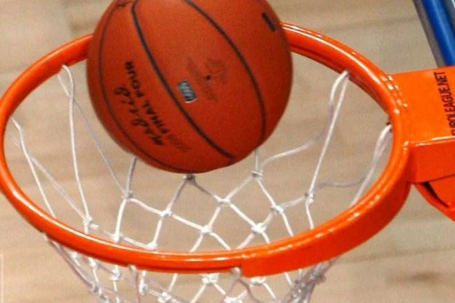 Nešto nevjerovatno se desilo na košarkaškoj utakmici: POGLEDAJTE O ČEMU SE TAČNO RADI