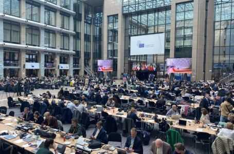 Stotine medija prati sjednicu na kojoj se priča i o BiH