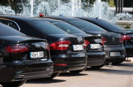 Hoće li biti realizovana inicijativa kojom bi se spriječila zloupotreba službenih vozila?