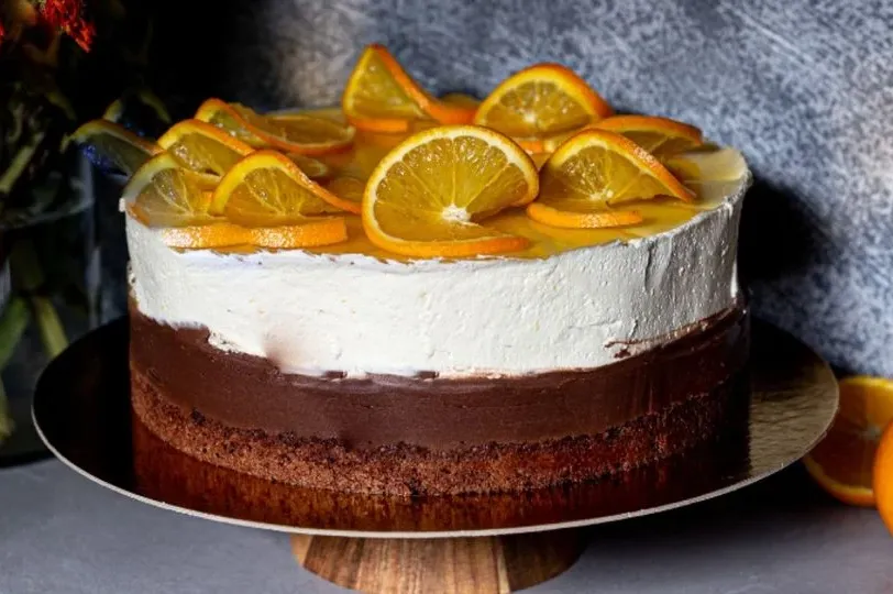 POSLASTICA ZA CIJELU PORODICU: Napravite osvježavajuću tortu od narandže