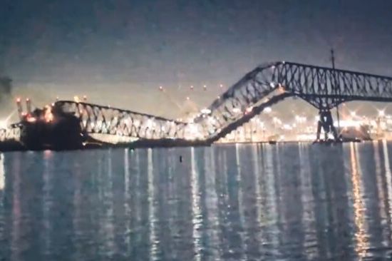 Mediji: Nestali radnici sa mosta u Baltimoru koji se srušio vjerovatno su poginuli