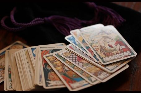 HOROSKOP ZA APRIL PO CIGANSKIM KARTAMA! 3 Znaka čeka ludačka sreća i u novcu i u ljubavi, provjerite