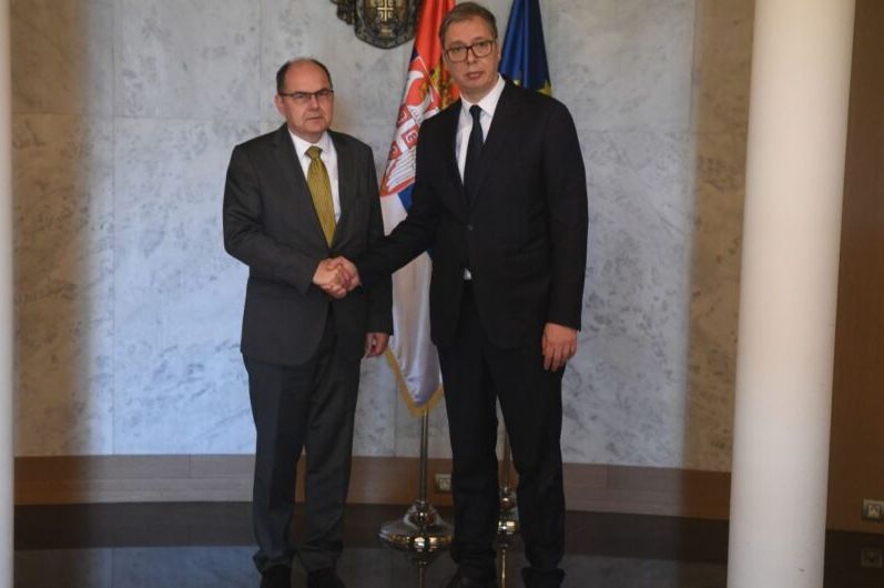 Schmidt se oglasio nakon sastanka sa Vučićem: Brojne teme, akcenat na RS