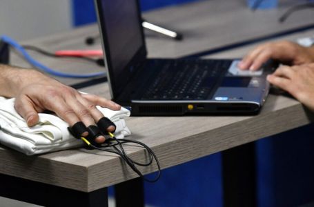 Pitanja na kojima su osumnjičeni pali na poligrafu: Stručnjak objašnjava šta je „odložena reakcija“