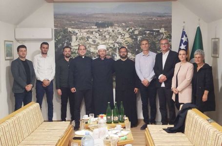 Predstavnici vjerskih zajednica na zajedničkom iftaru u Čapljini