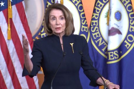 Nancy Pelosi traži od Bidena da preispita odluku o transferu oružja za Izrael