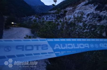 Kod Mostara došlo do velikog odrona: Tri automobila propala u jezero