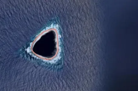 Misterija 'crne rupe' na Googleovoj karti dovela je do brojnih teorija: EVO O ČEMU JE ZAPRAVO RIJEČ