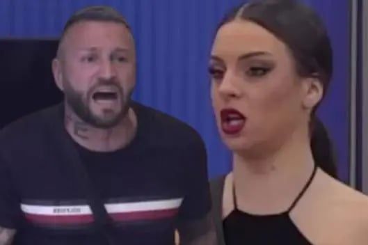 KARTE NA STOLU: Ša donio odluku ovo je jedini uslov koji Miona mora da ispuni ukoliko želi da ostane