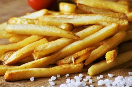 Kako napraviti pomfrit kao iz Mcdonaldsa: Jedna sitnica pre prženja je ključna za originalan ukus