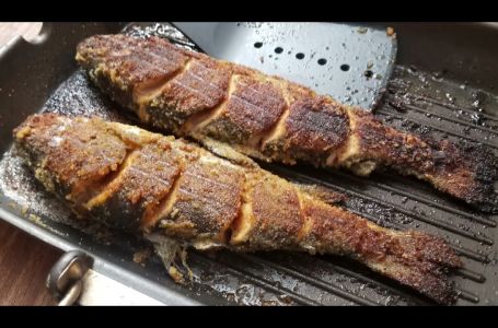 Umjesto u brašno, uvaljajte ribu u ovu namirnicu: Biće hrskavija i manje masna