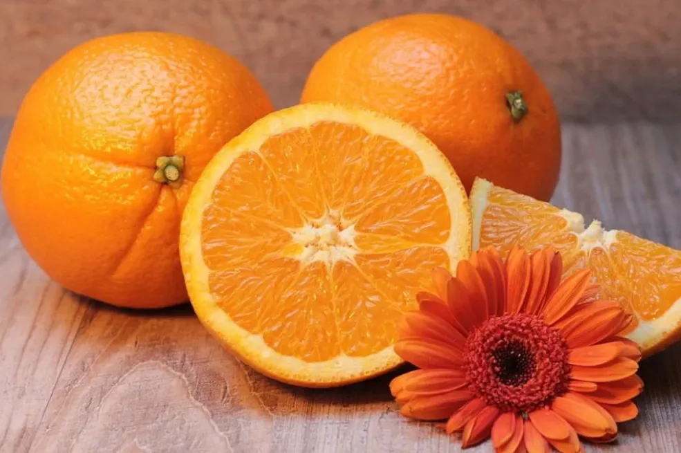 Bacate li i vi koru od narandže? Kada čujete za šta je sve korisna, to više nikada nećete napraviti