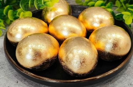 Treba vam malo vremena i samo 2 stvari iz kuhinje: Zlatna uskršnja jaja kakva još niste vidjeli