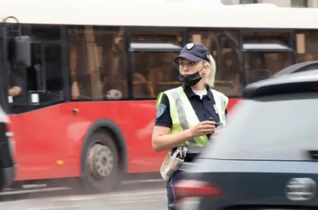 Advokat tvrdi da na OVO PITANJE NIKADA NE TREBA ODGOVARATI saobraćajnoj policiji