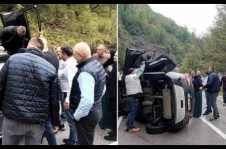 Teška nesreća kod Kladnja: Povrijeđene dvije osobe, ministar Hurtić i pratnja pomagali unesrećenima