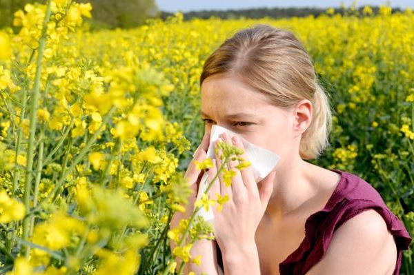 Neuobičajeni simptomi koji pokazuju da patite od sezonskih alergija