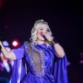 Lepa Brena u suzama prekinula koncert u Zetri: Pjevačica se slomila pred publikom