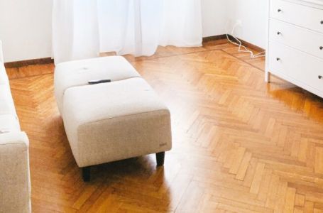 Stari parket sijaće kao nov uz ova 2 sastojka: Lako se pravi, a efekat ostavlja bez daha