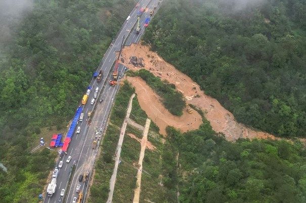 Urušila se autocesta na jugu Kine, 36 ljudi poginulo