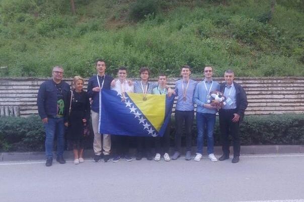 Sjajan rezultat mladih matematičara iz Bosne i Hercegovine, iz Bugarske se vratili sa pet medalja