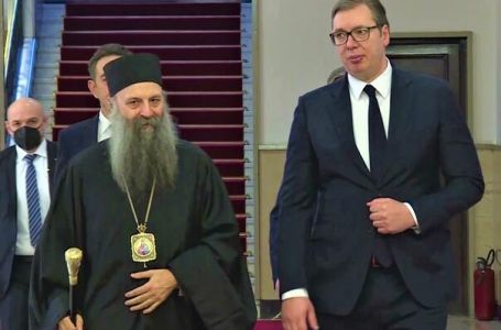 List Danas: Zašto Vučić i SPC lažu o rezoluciji?