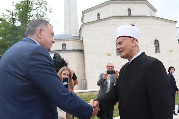 Dodik, Cvijanović i Višković stigli na ceremoniju otvorenja Arnaudija džamije