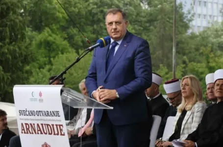 “Nisu mi jasni Bošnjaci ni njihovi lideri: On ih jedan dan uvrijedi, drugi pljune pa liže”