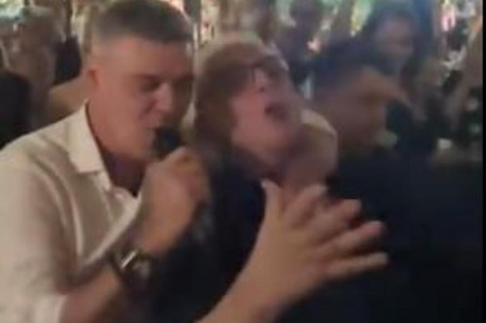 SNIMAK KOJI ĆE VAS POTPUNO RASPAMETITI! Na Sofrinoj svadbi zapjevao i Sava Milošević...