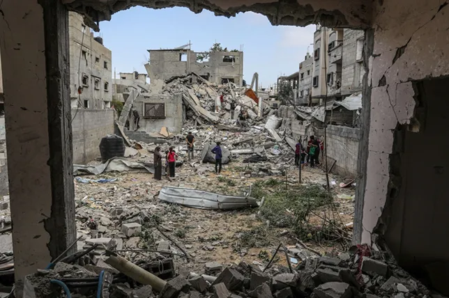 Palestinci u Rafahu očajni u jeku izraelskih napada. "Molimo Boga da vojska ne uđe"