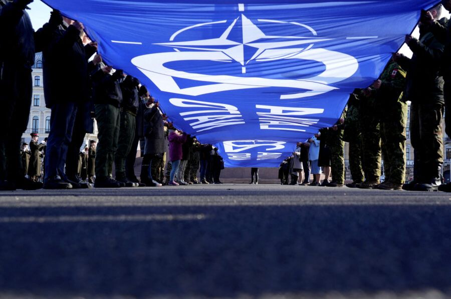 Koliko na odbranu troši NATO u odnosu na rivale?