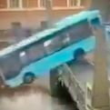 Bus pun ljudi pao u rijeku u ruskom gradu; Najmanje 7 mrtvih