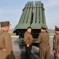 Kim Jong Un nadgledao probno ispaljivanje iz višecjevnog raketnog sistema