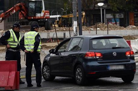 NA OVO PITANJE NIKAD NE ODGOVARAJTE POLICIJI! Advokat dao savjet šta da radite kad vas zaustave