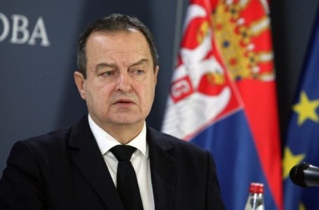 Dačić: Kada se izvadi pendrek nema stajanja