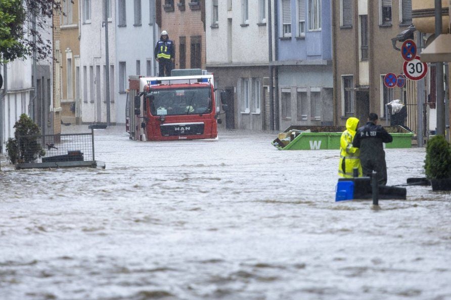 Poplave u Njemačkoj, Belgiji, Francuskoj: “Voda je do prsa, ovo ne pamtimo” (VIDEO)