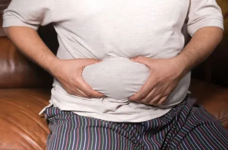 Da li i vi ovo radite čim ustanete? Najveća greška zbog koje se salo lijepi za stomak