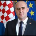 Hrvatski ministar kupio diplomu u Travniku? Nije znao reći koliko je godina studirao