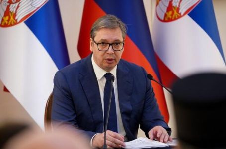 Vučić stigao u New York, najavio 'ozbiljnu borbu' protiv rezolucije