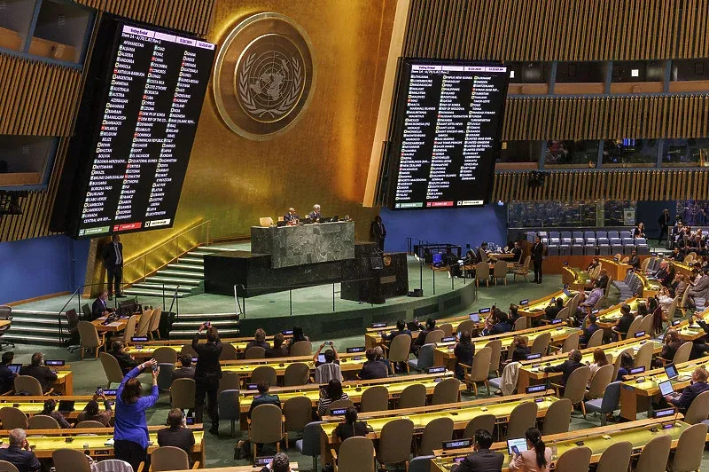 Mnoge države koje su ostale suzdržane prilikom glasanja poručile da je u Srebrenici bio genocid